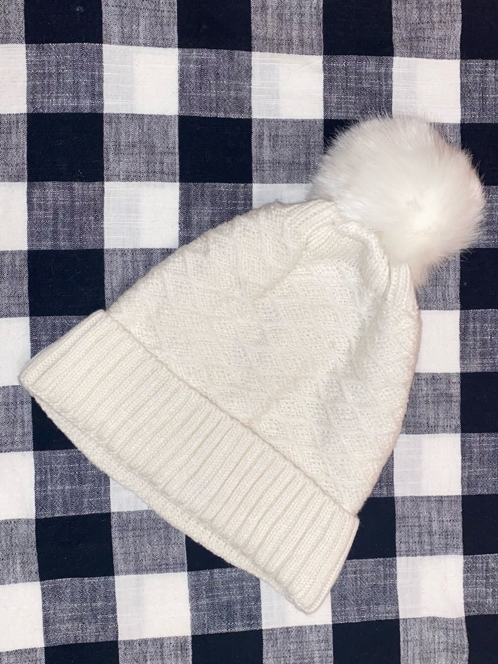 WINTER HAT Knitted Beanie with Pom Pom Diamond Pattern in Off White